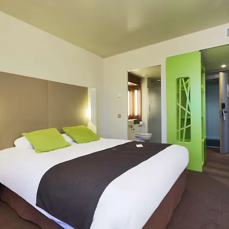 Campanile Prime - Sur Yon Centre Gare 3*