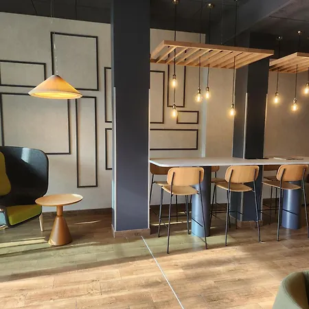 Campanile Prime - Sur Yon Centre Gare