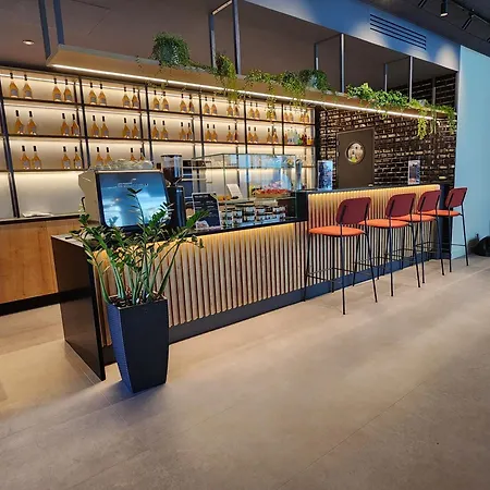 Campanile Prime - Sur Yon Centre Gare 酒店 3*