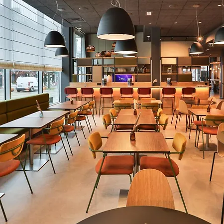 Campanile Prime - Sur Yon Centre Gare 호텔 라로츠수르욘