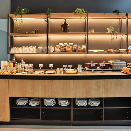 Campanile Prime - Sur Yon Centre Gare 3* La Roche-sur-Yon