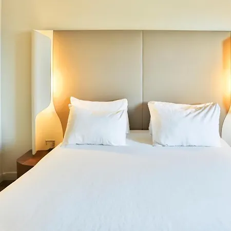 Hotel Campanile Sur Yon Centre Gare