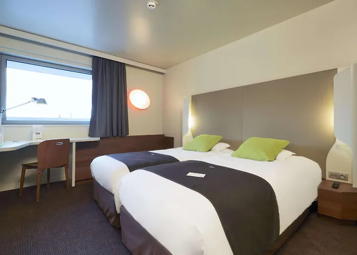 Hotel Campanile Prime - Sur Yon Centre Gare 3*