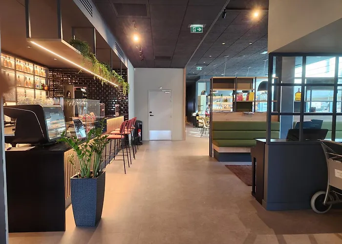 Campanile Prime - Sur Yon Centre Gare