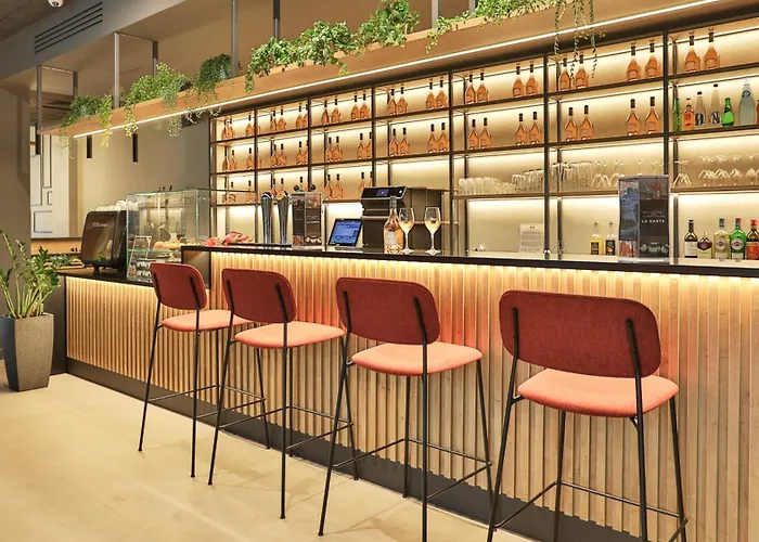 Campanile Prime - Sur Yon Centre Gare 3*